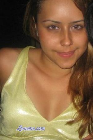 151696 - Jenifer Age: 38 - Colombia