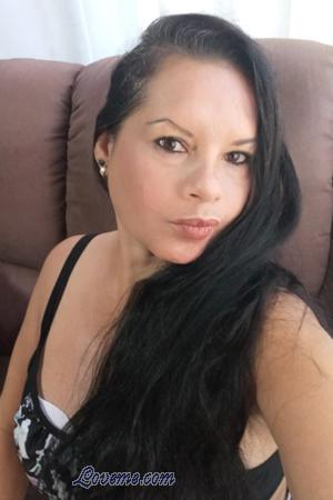 161824 - Andrea Age: 48 - Costa Rica