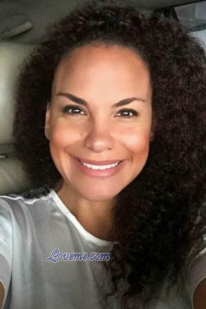 163970 - Monica Age: 49 - Colombia