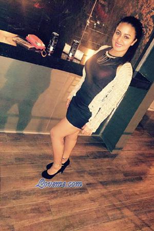 164554 - Mariam Age: 30 - Costa Rica