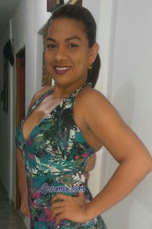 170143 - Luz Age: 49 - Colombia