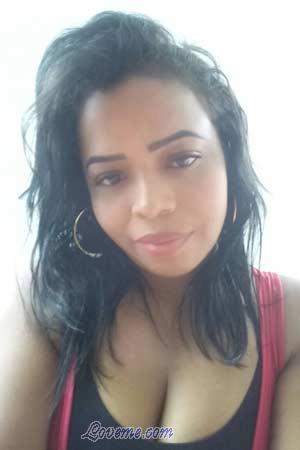 175212 - Sirlenis Age: 39 - Colombia