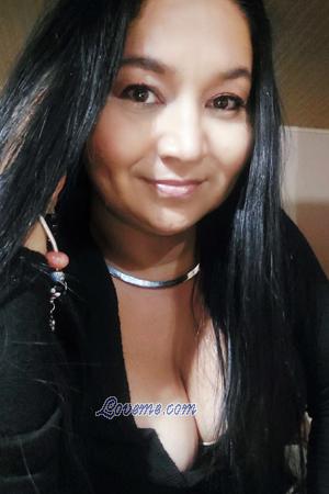 180087 - Patricia Age: 45 - Costa Rica