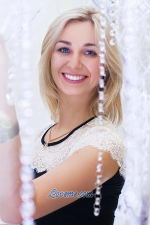 186064 - Elena Age: 42 - Ukraine