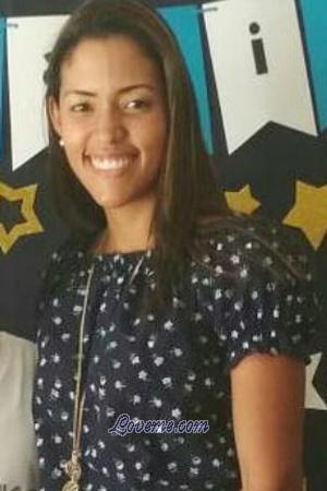 190063 - Alejandra Age: 38 - Venezuela