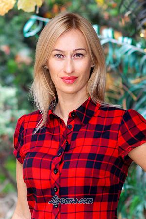 190240 - Lyudmila Age: 52 - Ukraine