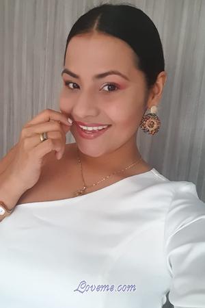 197387 - Monica Age: 38 - Colombia