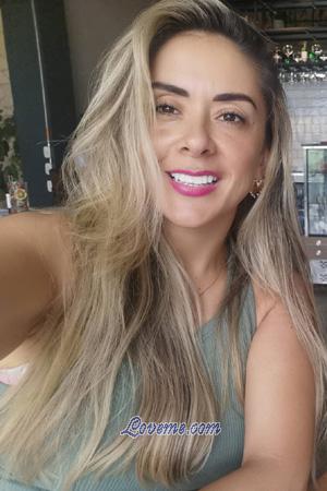 199741 - Yenny Age: 38 - Colombia