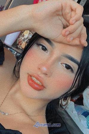 201112 - Maria Age: 24 - Colombia