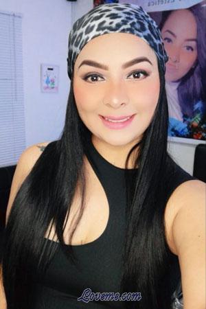 201729 - Sandra Age: 37 - Colombia