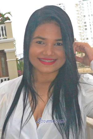 204006 - Paola Age: 30 - Colombia
