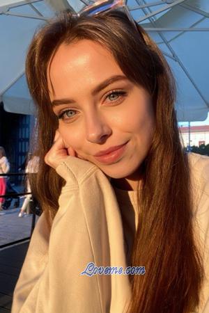 204112 - Anastasia Age: 28 - Ukraine