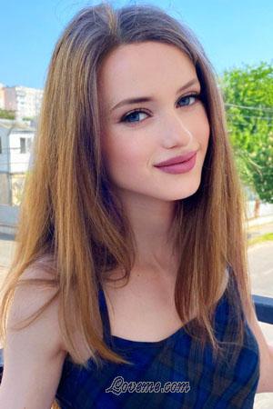 204336 - Alina Age: 22 - Ukraine