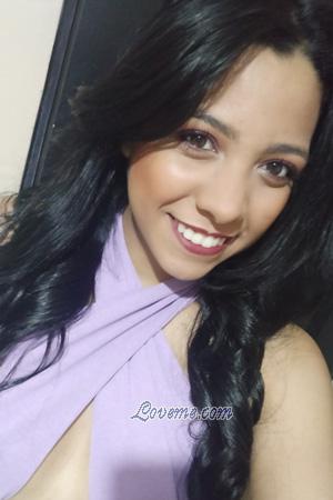 205228 - Dayana Age: 30 - Colombia