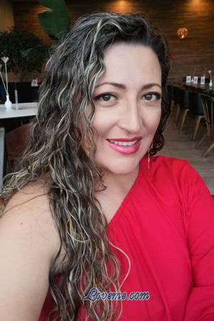 205749 - Yasmin Aleyda Age: 44 - Colombia