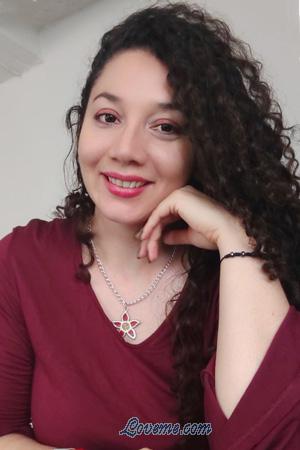 207324 - Jessica Age: 38 - Colombia