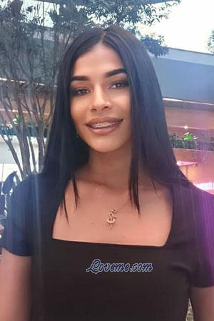 208254 - Luisana Age: 26 - Colombia