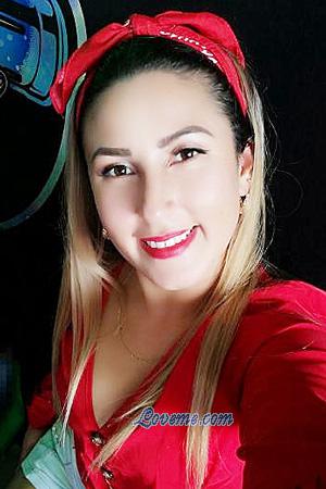 209327 - Melissa Age: 34 - Costa Rica