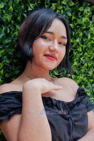 209963 - Yeidy Age: 23 - Colombia