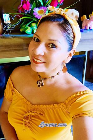 210294 - Sonia Age: 45 - Peru