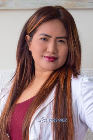 210437 - Liria Age: 31 - Peru