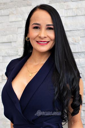 210689 - Dorely Age: 47 - Colombia
