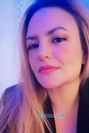 211365 - Paola Age: 44 - Colombia