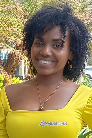 212765 - Dayanis Age: 31 - Colombia