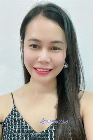 213045 - Chatchayada Age: 40 - Thailand