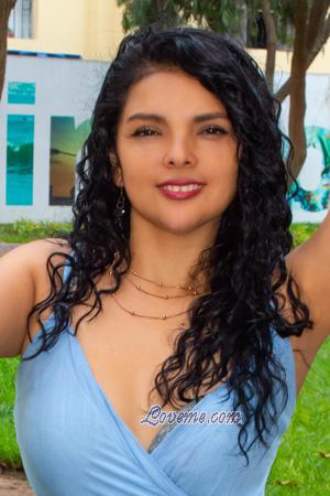 213538 - Elizabeth Age: 37 - Peru