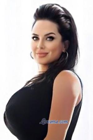 213927 - Daria Age: 46 - Ukraine