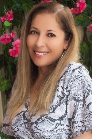 214447 - Clara Age: 51 - Peru