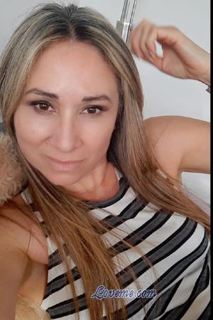 214598 - Dylana Age: 52 - Costa Rica