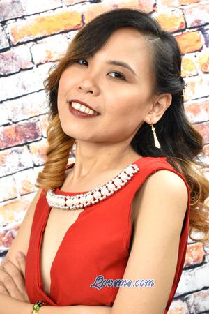 215578 - Regine Age: 29 - Philippines