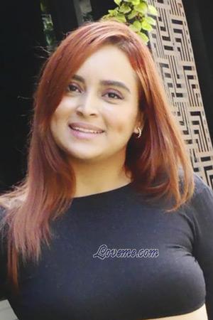 216630 - Beatriz Age: 31 - Colombia