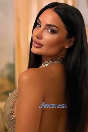 219641 - Louise Age: 32 - France