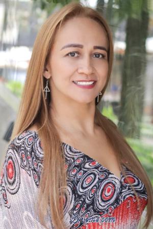 219663 - Julieth Age: 46 - Colombia