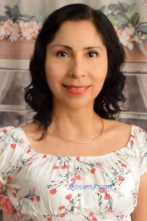 221247 - Rocio Age: 58 - Peru