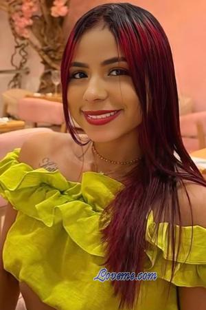 221401 - Carolina Age: 23 - Colombia