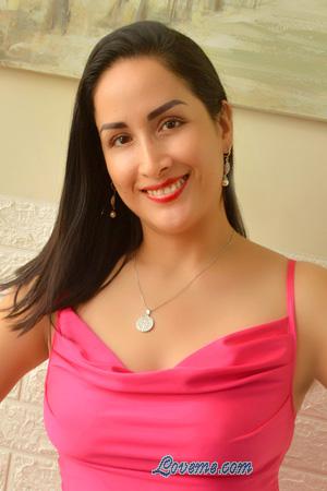 223730 - Paola Age: 42 - Peru