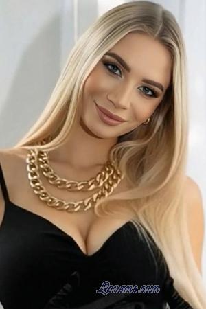 224421 - Viktoriia Age: 24 - Ukraine