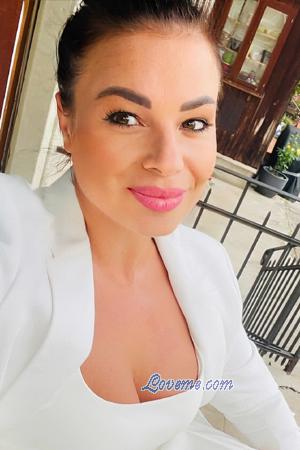 225079 - Irina Age: 38 - Ukraine