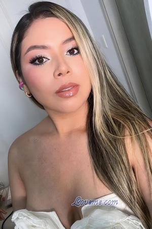 225103 - Nayelis Age: 24 - Colombia